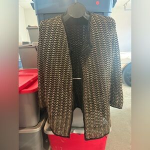 Open-Front Black and Cream Wave Knit Cardigan p12